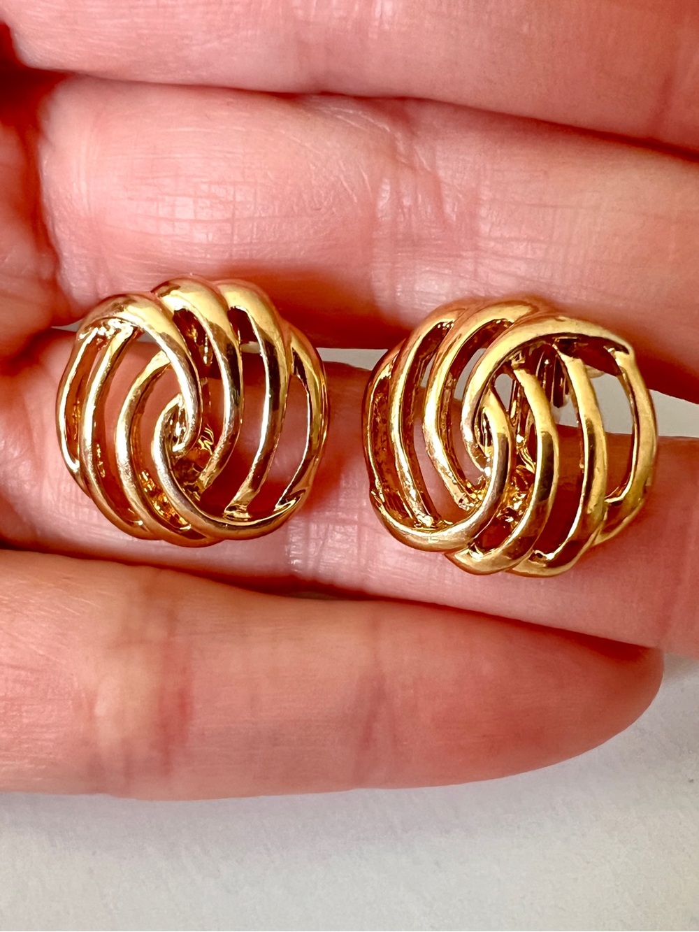 Vintage 1980s Signed Monet Open Work Love Knot Clip-On Earrings in Gold Tone